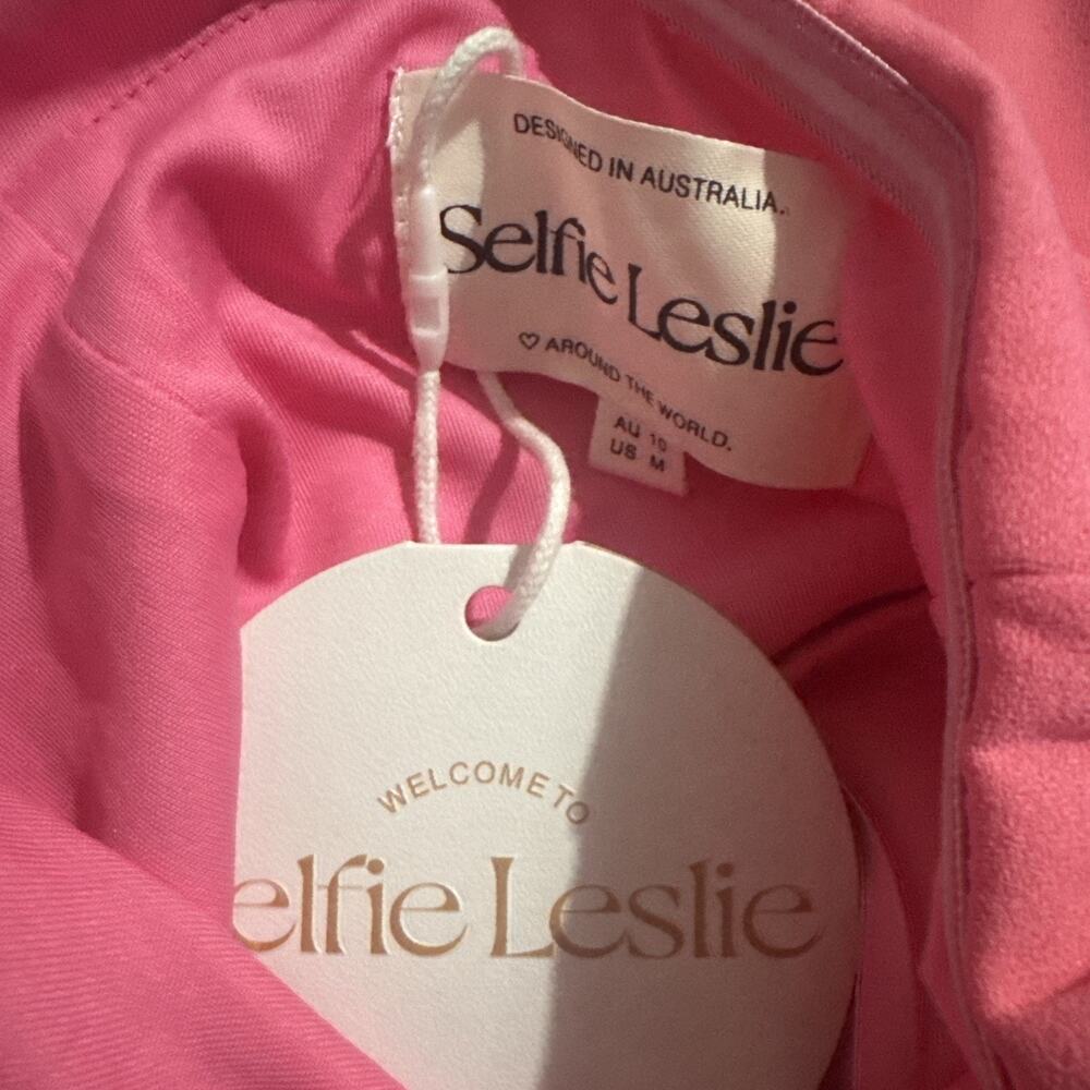 NWT SELFIE LESLIE MEDIUM Shooting Stars One-Shoulder Midi Dress Pink (AI7) - Picture 3 of 3